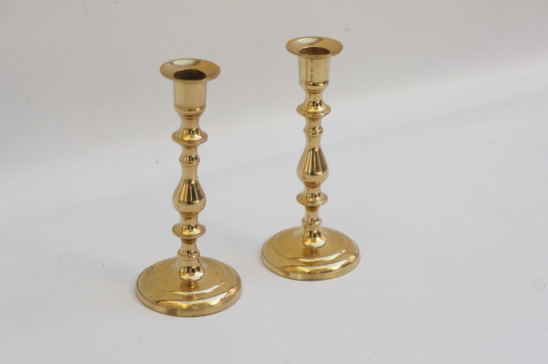 Vintage 70s-80s Brass Candlestick Holders Retro Boho Cottagecore Hollywood Regency Home Decor image 3