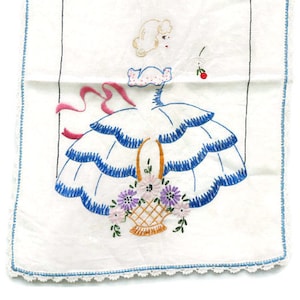 Vintage 50s Embroidered Victorian Girl Table Runner Retro Mid Century Shabby Chic Cottagecore Grannycore Vintage Linen Home Decor