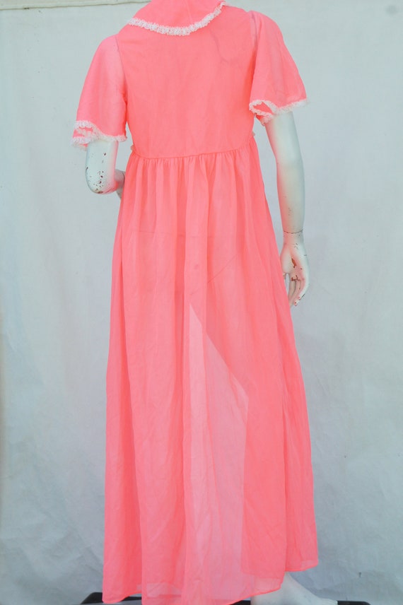 Vintage 60s Long Pink Lace Trim Robe Peignoir Lin… - image 5