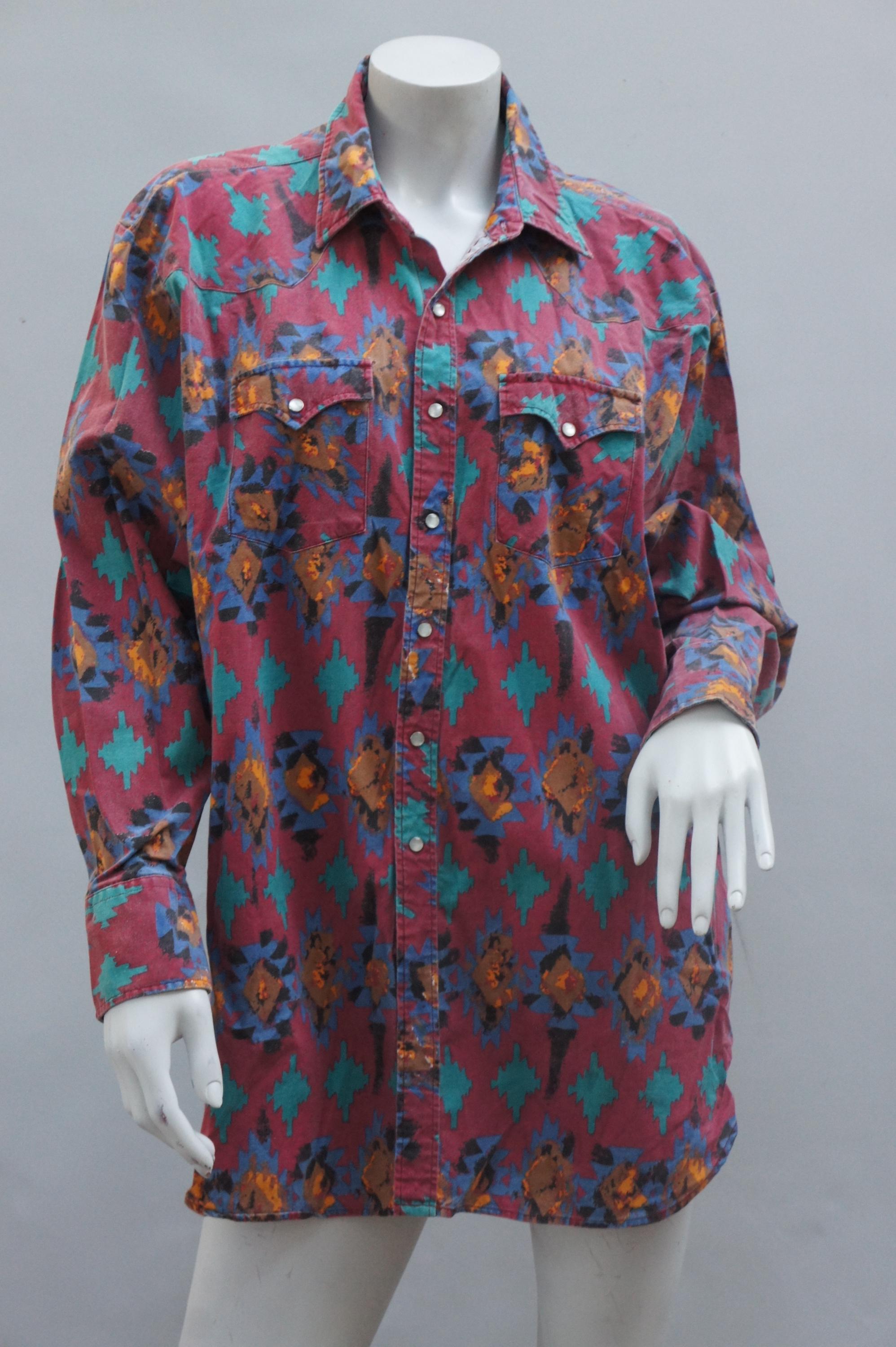 Vintage 90s Men's Southwestern Print Pearl Snap Western Shirt by