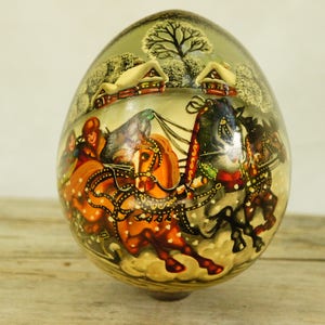 Vintage Large Handpainted Signed Russian Lacquer Egg Boho Ethnic/Collectible Art Work Folk Art Home Decor Gift