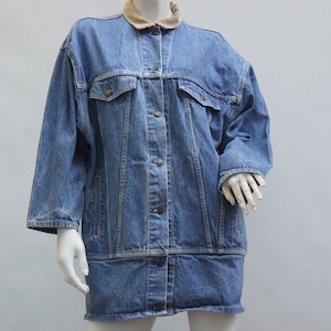 Vintage 90s Unusual Women&#39;s Levi&#39;s Jean Jacket Denim Coat Oversize Jacket Levi Strauss