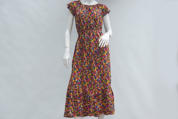 Vintage 60s Bright Floral Barkcloth Print Maxi Dre