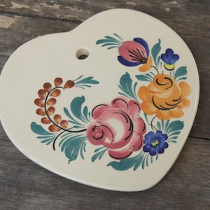 Vintage Polish Floral Print Ceramic Heart wall Hanging Trivet Country Style Shabby Chic Cottagecore Farmhouse Decor Gift