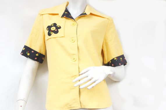 Vintage 70s Yellow Flower Applique Blouse Shirt T… - image 1