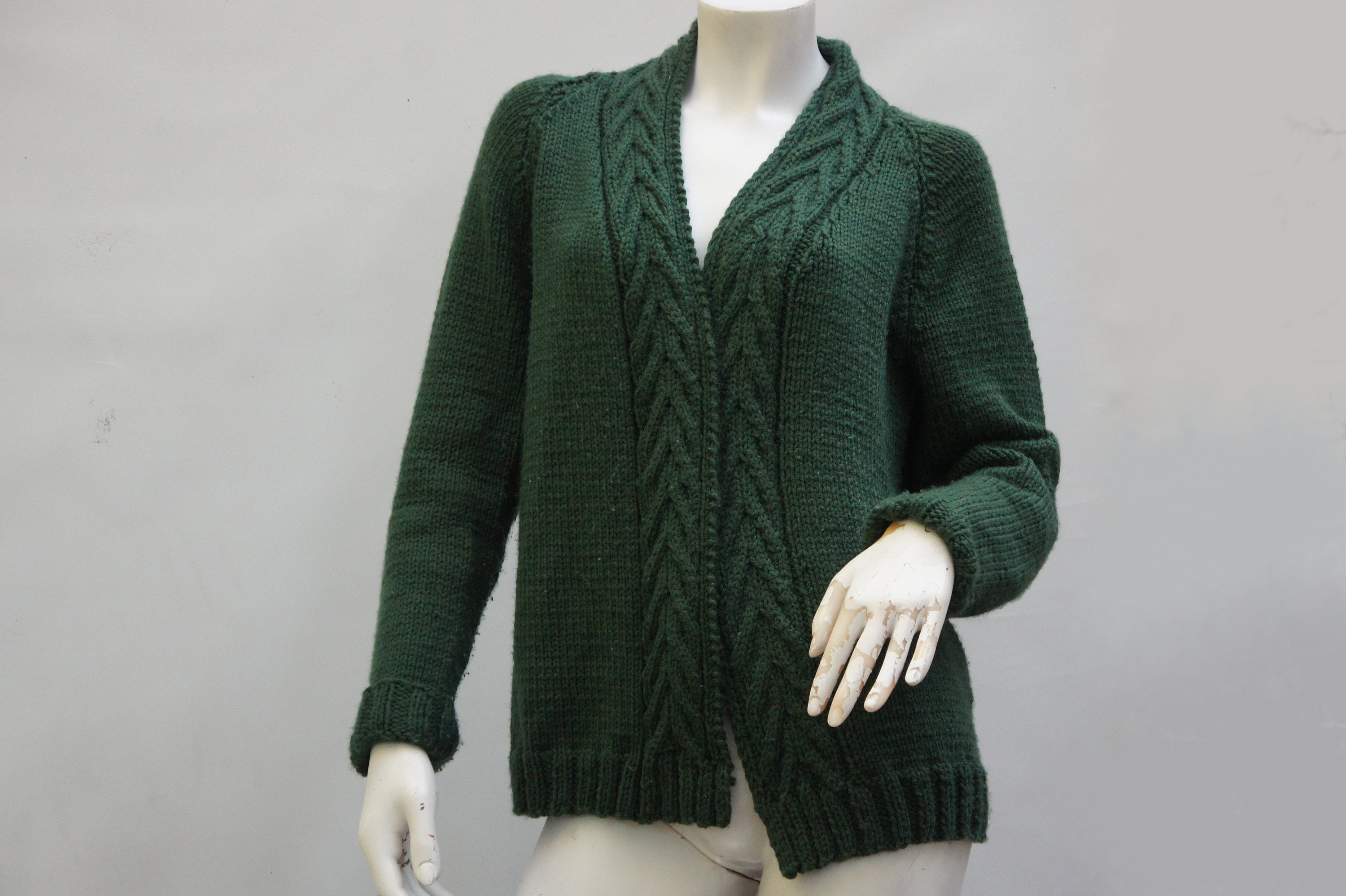 トップス Handmade knit cardigan (deep green)cara Vintage Handmade Hand Knit Green Sweater Cardigan - Etsy