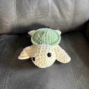 Crochet Turtle Plushie: Shelly the Turtle
