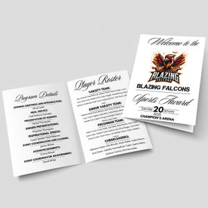 Può includere: Tre programmi di eventi stampati in bianco. La copertina di uno di essi recita "Welcome to the BLAZING FALCONS Sports Award" con una grafica di una fenice. Gli altri programmi elencano dettagli, elenchi dei giocatori e informazioni sull'evento.