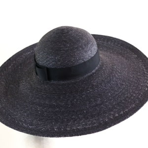 Zwarte natuurlijke strohoed met zeer brede rand "Adeline Black", grote hoed, grote zomerstrohoed