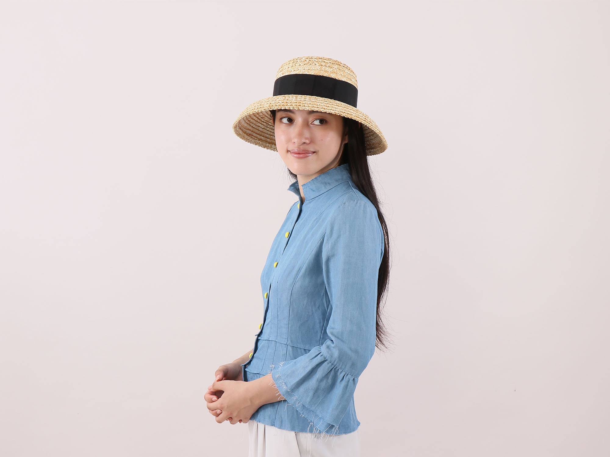 Downturned Straw Hat Made of Classic Straw Braids Gardenia