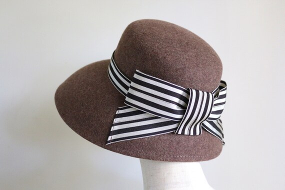 Long Ribbon Casablanca hat