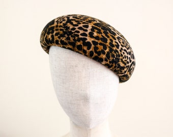 Leopard printed wool felt button beret