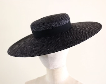 Chapeau canotier de paille noir à bords plats larges « Kate Black », authentique chapeau de paille, chapeau haut de forme plat, Royal Ascot