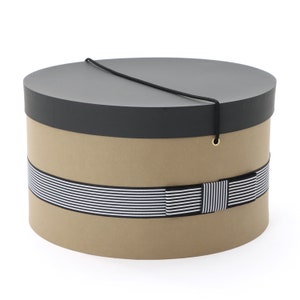 Grosgrain Paper Round Hat Box with a strap 45cm diameter, 35cm diameter, 20cm height/ethically made with recycled paper made in Japan