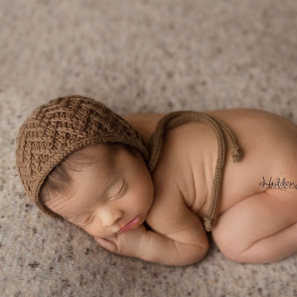 Knitting Pattern, Knit PDF Pattern,  Newborn Hat Pattern, PHOTO shoot prop,  Knit, Tutorial, PDF, Newborn hat, Kiefer Bonnet