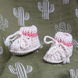Hand Knit Virgin Wool Baby Booties - White and Pink Newborn Gift