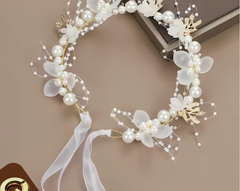 Corona nupcial de flores y perlas: accesorio para el cabello de boda hecho a mano para niñas (7-14 años) de QYEN