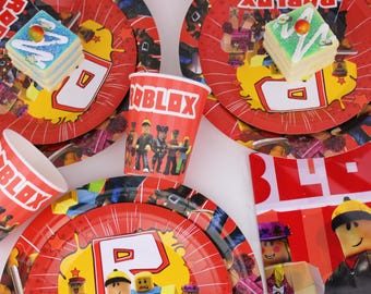 Roblox Inspired Party Tableware Set – 31pcs Cups, Plates & Tablecloth | Kids Gaming Birthday Decorations