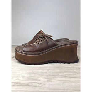 Vintage l.e.i. Women's 8.5 Brown Platform Slides Y2K Chunky Wedge Sandals
