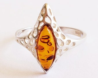 Amber Ring - Sterling Silver Ring - Baltic Amber ring - Amber Jewelry - Silver ring - Genuine Amber Ring - Real Amber ring - Free Shipping