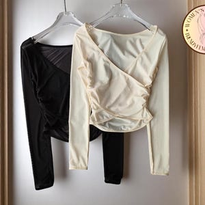 V-Neck Mesh Yoga Top | Long Sleeve Lightweight Shirt | Overlapping Sport Style | Stretchy Fitness Blouse | Minimalist Fashion Look