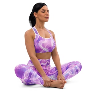 Lavender Dream Yoga Set – Purple Swirl Sports Bra & Leggings – High-Waisted Activewear for Women – Soft Fitness Outfit Gift