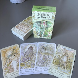 Cartas de Tarô Animal Spirit - Tarô Spiritsong de Paulina Cassidy - Baralho de Sabedoria da Natureza - Adivinhação Intuitiva - Presente para Ela - Tarô Exclusivo