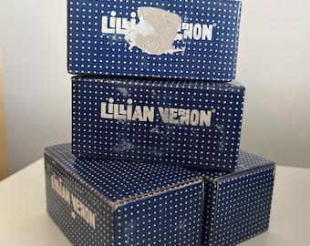 Anéis para guardanapo em formato de vaso Lillian Vernon em acrílico, década de 1960, novos na caixa.