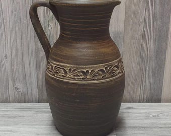 ハンドメイドの粘土製水差し 2L – 素朴なテラコッタのピッチャー、農家