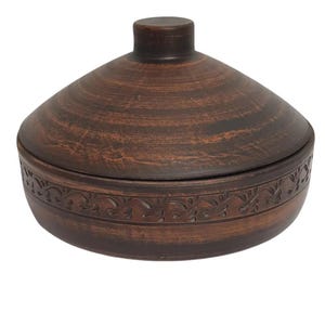 Clay Dutch Oven – Terracotta Baking Dish with Lid – Ceramic Roasting Pot – Handmade Clay Bakeware – 25.5 cm