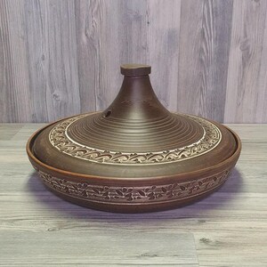 Handmade red clay tagine dish 11.2 inch for oven cooking