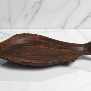 Piatto da portata in terracotta fatto a mano: piatto rustico in ceramica Wabi Sabi (25 cm)