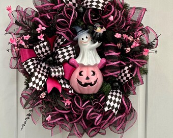 Pinkoween ghost wreath.