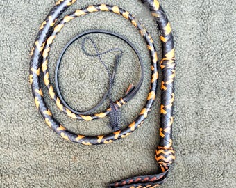 Handmade Kangaroo Hide Leather Bullwhip: Black & Tan, 12/16 Plait