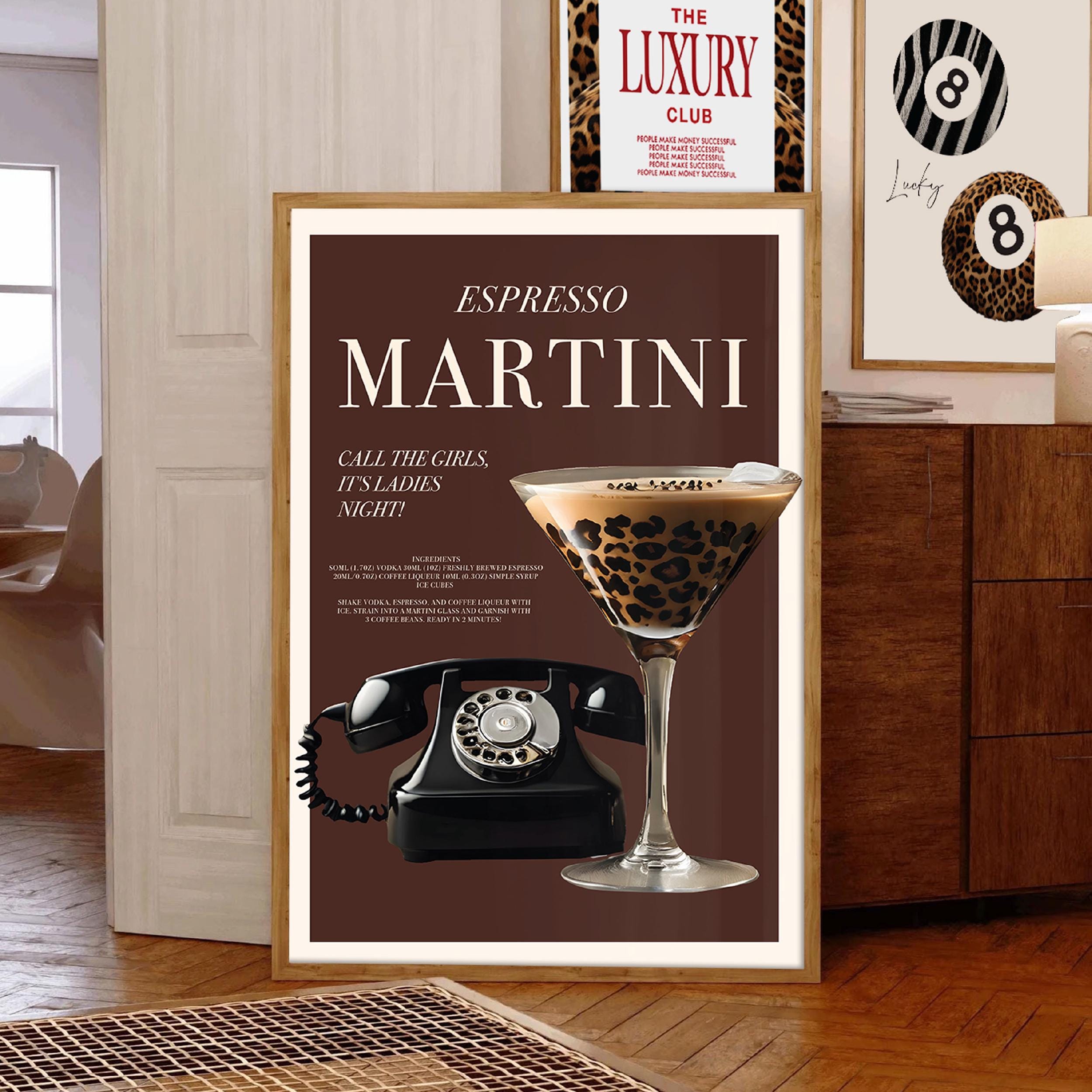 Martini Madness: 380 Recipes To Tempt Your Taste Buds: Vance, Dave A.: 9781441455550