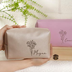 Custom Bridesmaid Makeup Bag,Name Cosmetic Bag-Engraved,Leather Toiletry Bag,Bachelorette Party Gift,Birthday Gift for Her