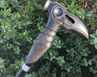 Bastone da passeggio in legno fatto a mano con testa di corvo nero: stile gotico steampunk