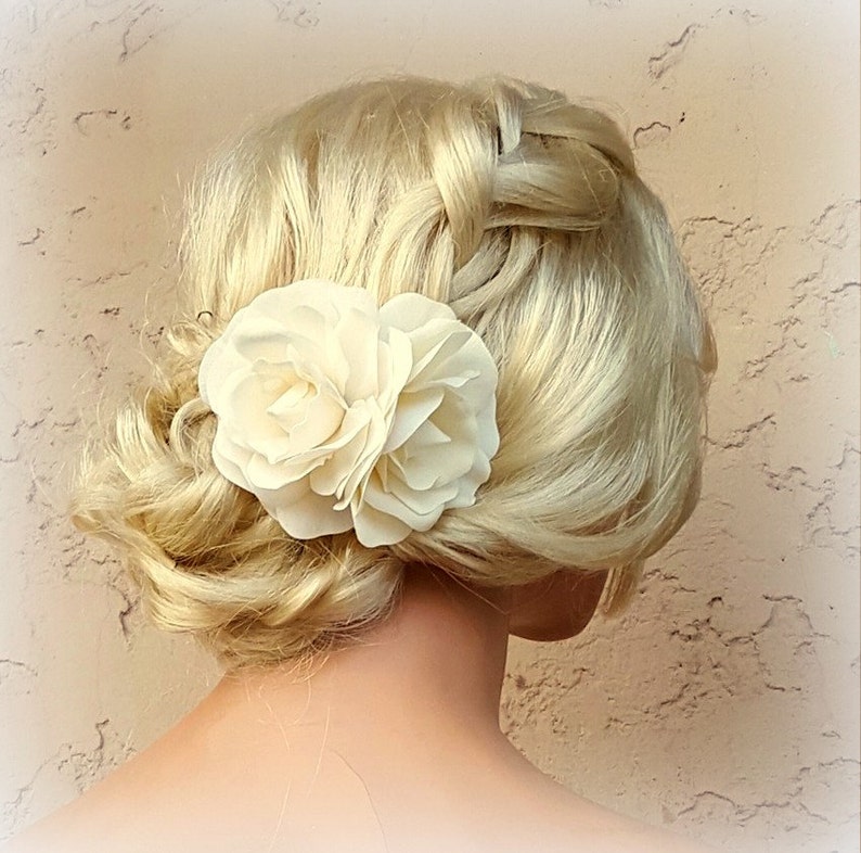 Gardenias Bridal Floral Hair Clip bride Gardenia Flower Hairpiece Wedding Flower Fascinator Ivory Flower Hair Clip Floral Hair Combs