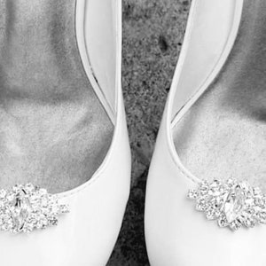 Rhinestone Shoe Clips, Silver Shoe Clips,  Jewel Clips for Shoes,  Heels,  Pumps, wedding shoe clips,  bridal shoe clips