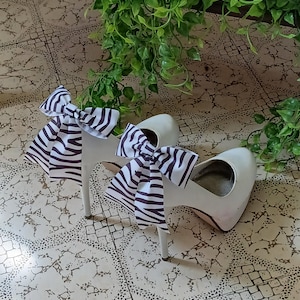 Zebra Shoe Clips, Wedding Shoe Clips, Bridal Shoe Clips, Clips for Wedding Shoes, Prom Shoes, Special Occasion,  Black White Zebra Print