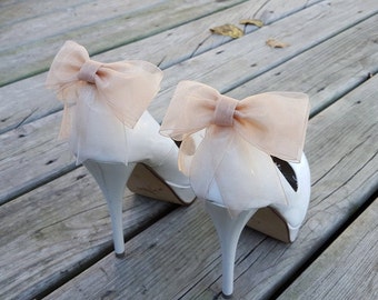 Organza Bow Wedding Shoe Clips: Bridal Shoe Accessory
