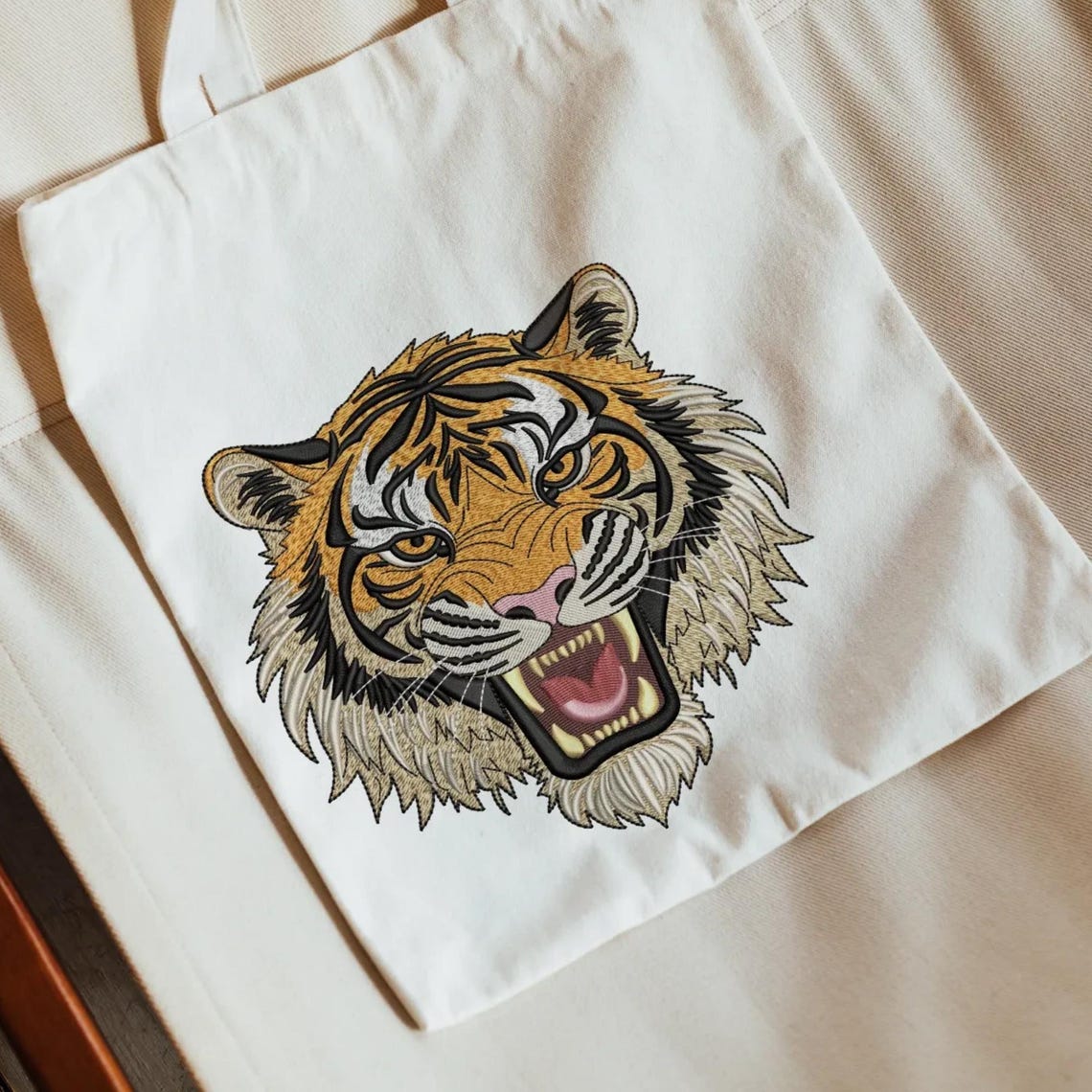 Tiger Fan Embroidered Tiger Face Set main image 0