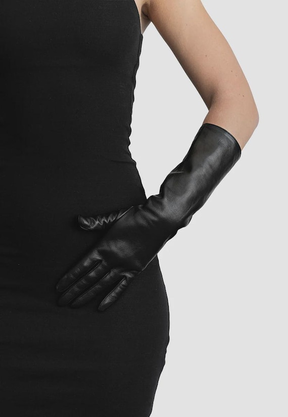 black dress leather gloves Women's Aya Fringed Leather Gloves Onesize Black MEAN BLVD Burgundy / Onesize