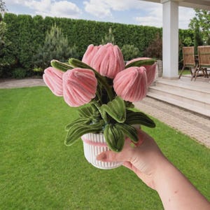 Blumenarrangement – Trockenblumen – „Mini-Tulpen“ – Tulpen in Ihrer Wunschfarbe, inklusive Topf – Blumen, die niemals verblühen