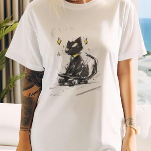 Skateboarding Black Cat T-Shirt - Cool Cat Unisex Tee, Skateboarder Gift, Cat Lover Shirt, Funny Animal Top, Skate Park Apparel