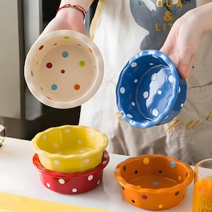 Polka Dot Ceramic Cat Bowl – Anti-Black Chin Pet Dish for Food & Water, Creative Cat Bowl Design, Stylish Pet Supplies