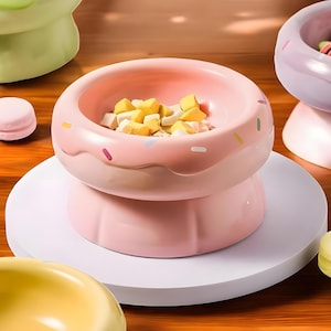 Ceramic Donut Cat & Dog Food Bowl – Wide Diameter, Short-Legged Design, Anti-Tip Pet Bowl for Cats and Small Dogs, Cute and Functional