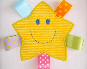 Star Machine Embroidery Applique Design - Smiling Star - Two Sizes 4x4 and 5x7