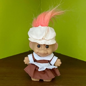 Vintage Russ Bertie Pilgrim Girl Troll Doll - Retro Russ 3 Inch Troll - good luck troll - Toys of the 90s - Thanksgiving Troll - Autumn
