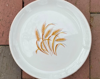 Vintage “Golden Wheat” 9.25” Plate - Retro Dining Room - Replacement Piece - Gold and White Dishes - Unmarked Dinner Plate Harvest Theme